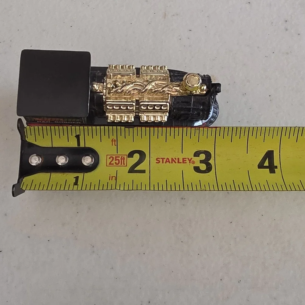 Hot Wheels Rail Rodder Train 1:64 Diecast Plastic Black Gold Red Flames 3 Inch